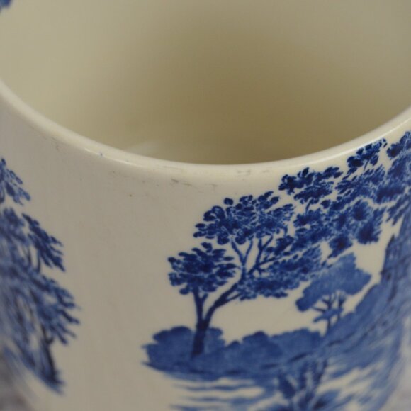 Wedgwood Romantic England Holy Trinity Church Stratford-on-Avon Mug Set READ - Picture 8 of 16